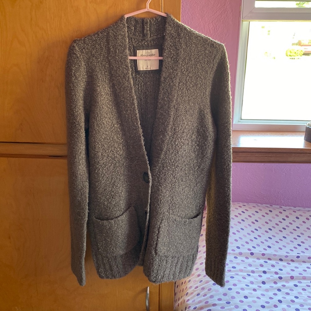 Abercrombie & Fitch, size small, grey, half button up cardigan
